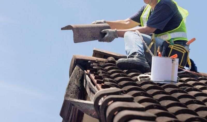 How Can Seasonal Roof Inspections Save You Thousands?